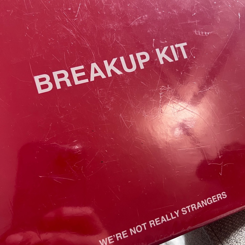 NWT We're Not Really Strangers Breakup Kit Card Game WNRS Red Box Complete